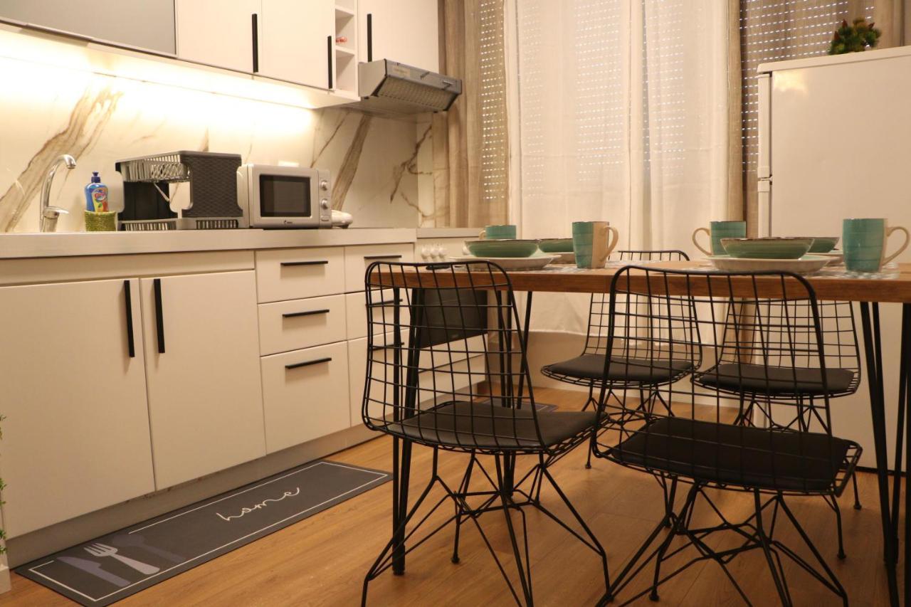 Pine Apartment Тирана Екстериор снимка